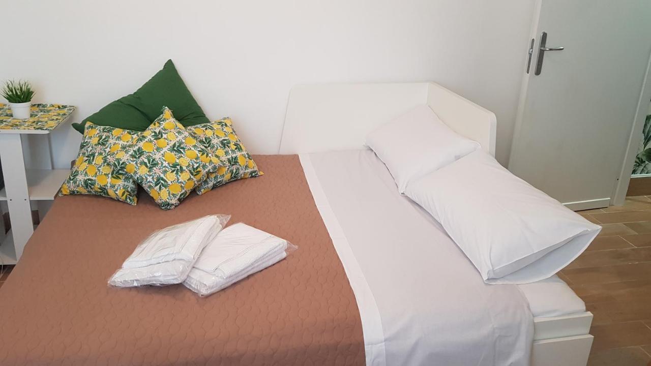 La Camera Di Stella - Ai Normanni Hotel ปาแลร์โม ภายนอก รูปภาพ