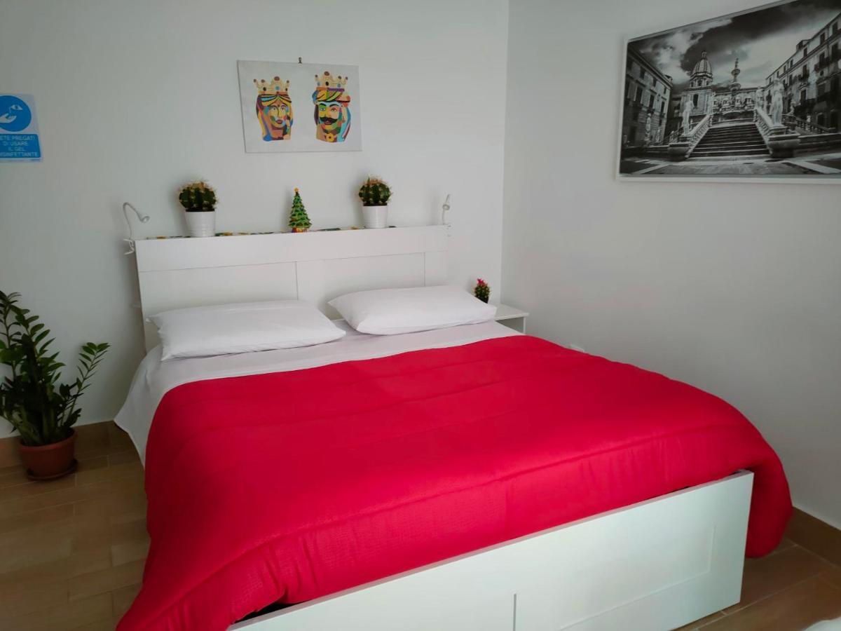 La Camera Di Stella - Ai Normanni Hotel ปาแลร์โม ภายนอก รูปภาพ
