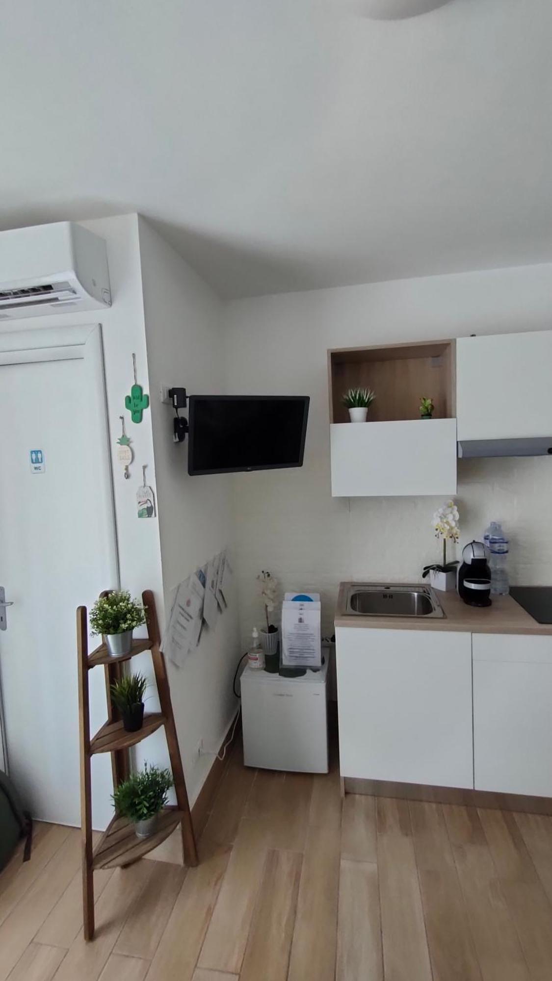 La Camera Di Stella - Ai Normanni Hotel ปาแลร์โม ภายนอก รูปภาพ